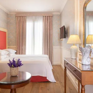 vizitați hotelul